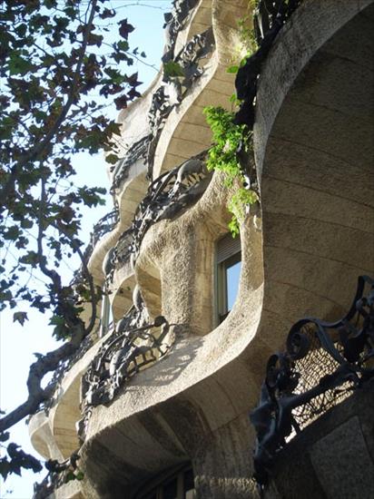 Antonio Gaudi-architektura - Barcelona 4.jpg
