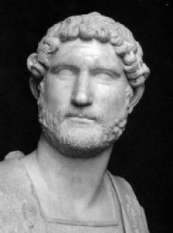 Rzym starożytny - c... - timthumb.php.jpg hadrian 15-1. Imperator Caesar ...ivi Traiani filius Traianus Hadrianus Augustus1.jpg