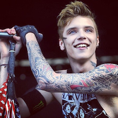 Galeria - andy-biersack-black-veil-brides-smile-tattoo-Favim.com-2786600.jpg