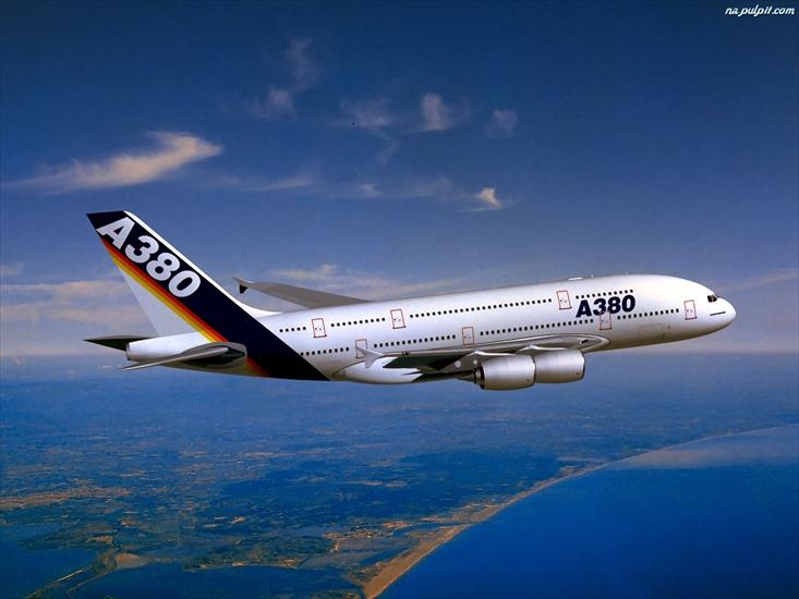 Pasazerskie - Airbus A380 Superjumbo.jpeg