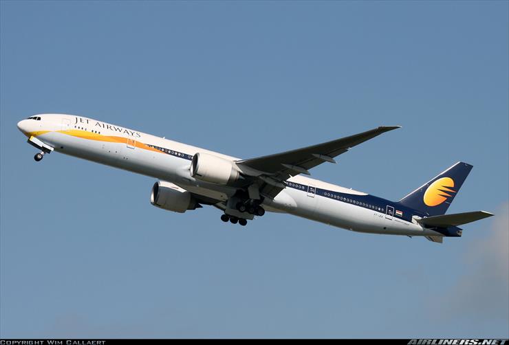 SAMOLOTY PASAŻERSKIE - Boeing 777-35R.jpg