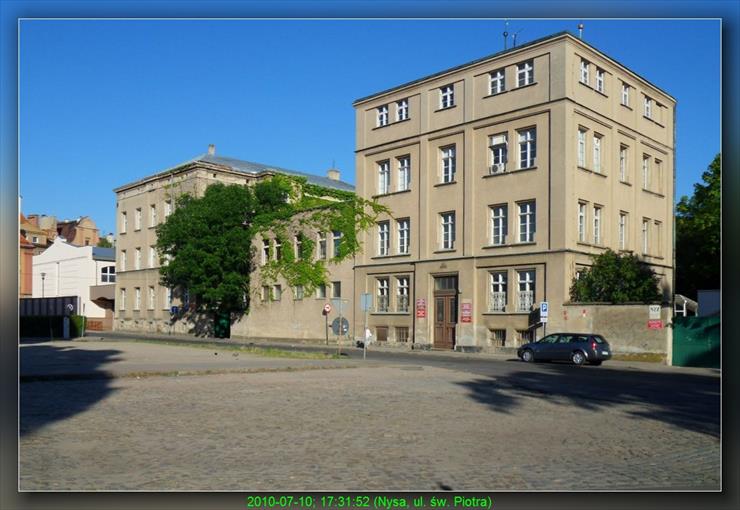 Wyższe Seminarium... - 2010-07-10_św. Piotra_Zespol_Opieki_Zdrowotnej_ul_Piotra_sw_Nysa_Ryszard Bielawski_opis.jpg