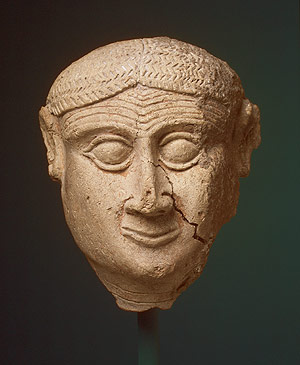 babilonia - Głowa mężczyzny_okres starobabiloński_polichromowana terakota_MM.jpg