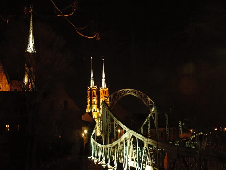 Ostrów Tumski - Ostrow Tumski-Wroclaw by night.jpg