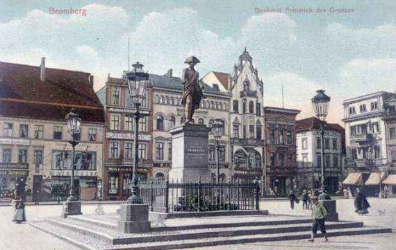 Bydgoszcz13 - Bydgoszcz,Stary Rynek-pocz. XX w.jpg